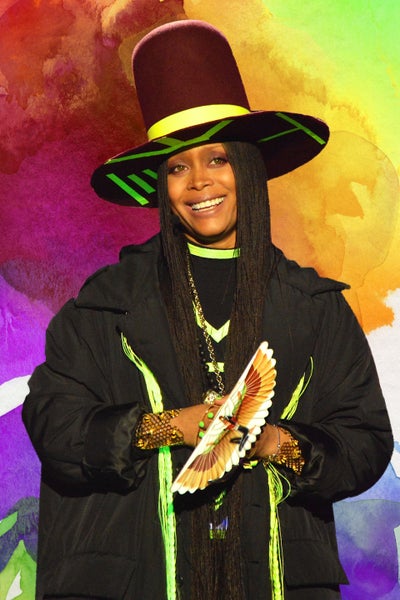Erykah Badu Was Stopped By The Police On New Years Eve So A Cop Could Say ‘Hi’